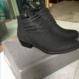 Maurices Booties 9 1/2